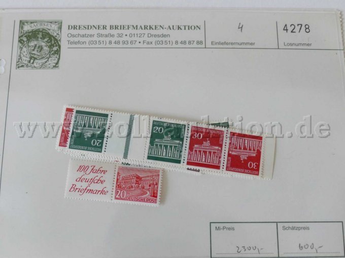 Einzelansicht Einsteckkarte mit unterschiedlichen Briefmarken