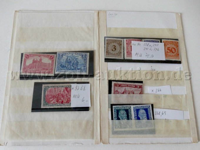 Einzelansicht Einsteckkarte mit unterschiedlichen Briefmarken