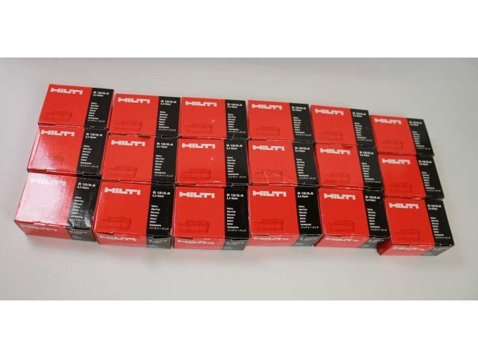 18 unbenutzte 12V Li-Ionen Akkus „Hilti“ B12 2.6 in Originalverpackung