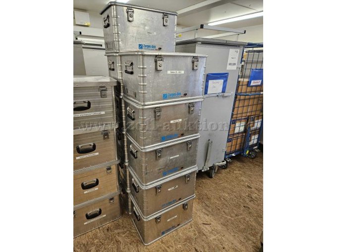 Alle 11 Zarkes K47 Aluminiumkisten (73L)