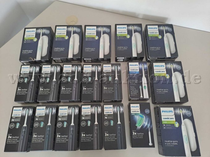 Gesamtansicht aller Auktionsgegenstände Gesamtansicht aller Auktionsgegenstände