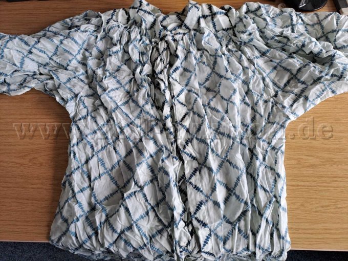 Bluse unbekannter Marke
