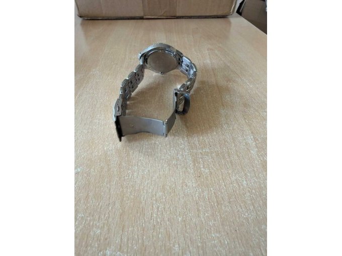 Fossiluhr von hinten