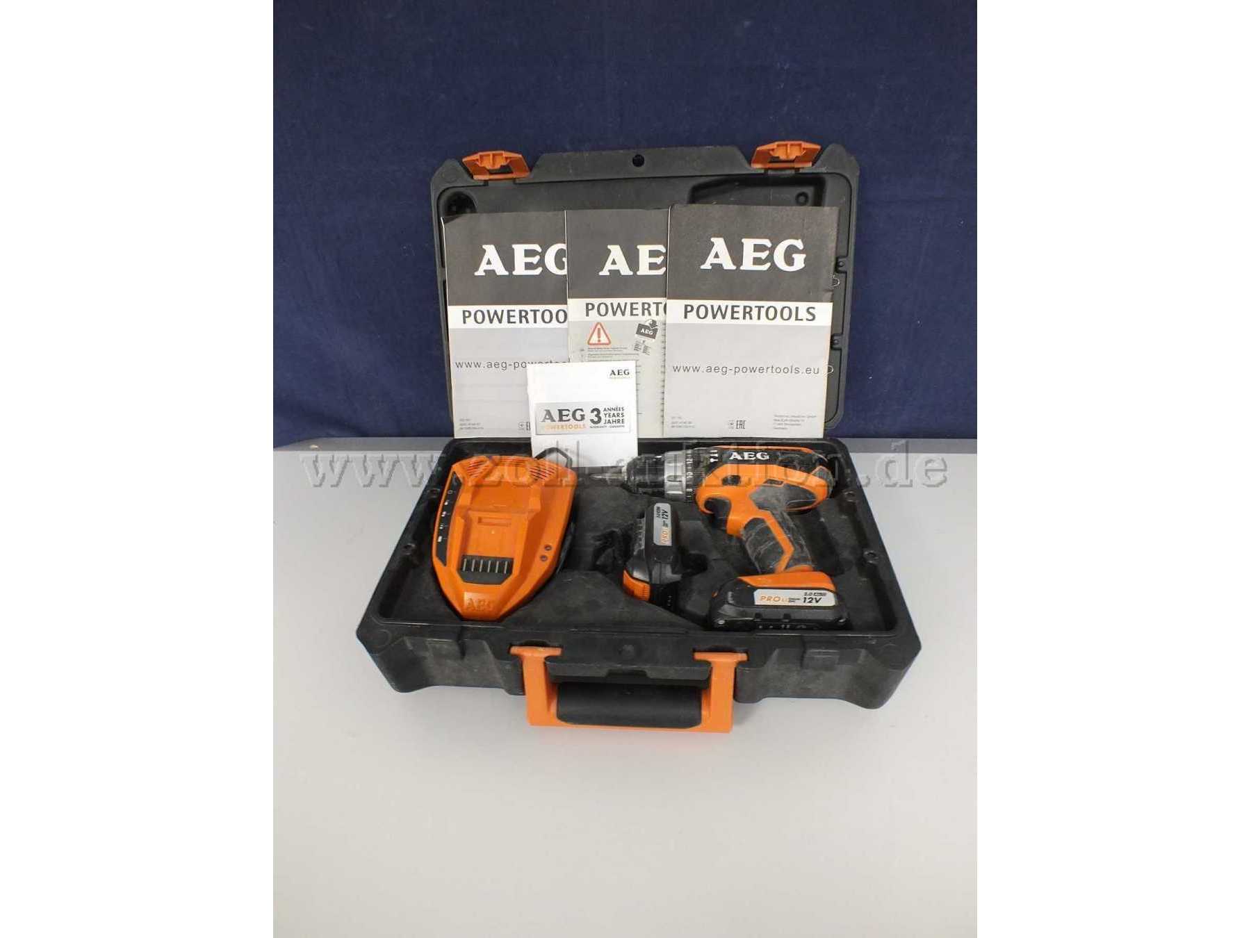 Gesamtansicht der Auktionsware AEG 12 V Akku-Schlagbohrschrauber BSB 12 G3 inkl. 2 Akkus und Ladegerät, im Koffer