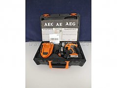 Gesamtansicht der Auktionsware AEG 12 V Akku-Schlagbohrschrauber BSB 12 G3 inkl. 2 Akkus und Ladegerät, im Koffer