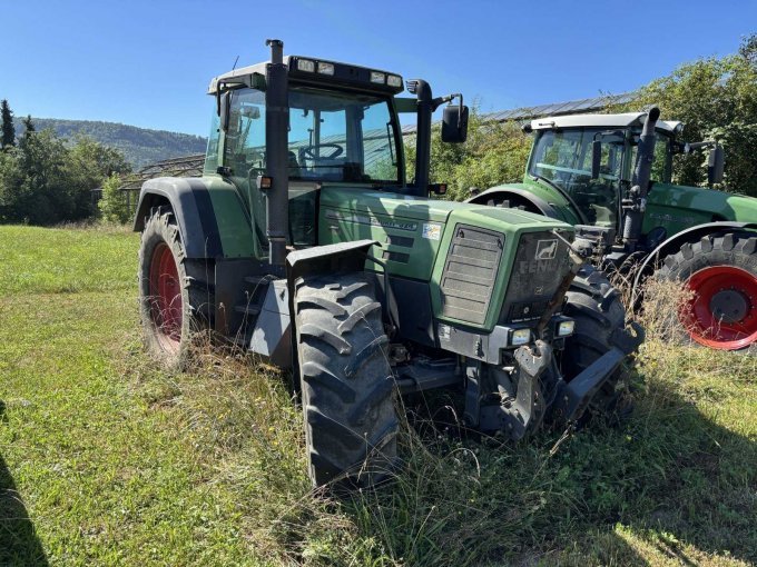 Frontansicht seitlich