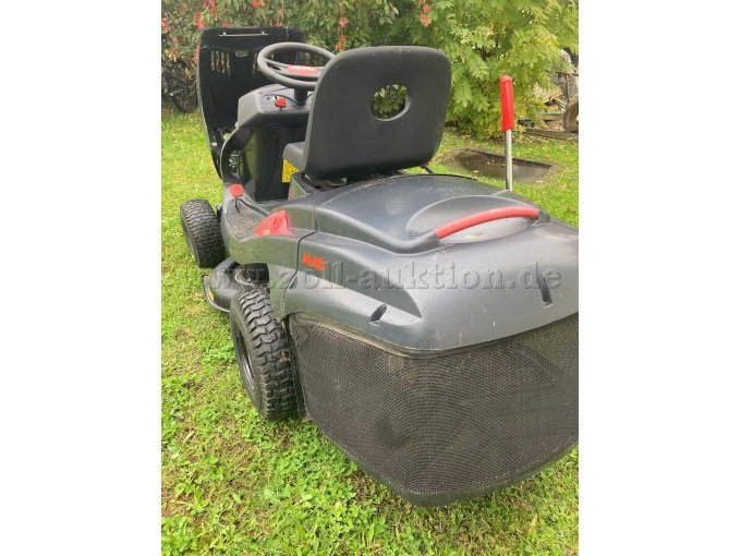 Rückansicht mit Fangkorb