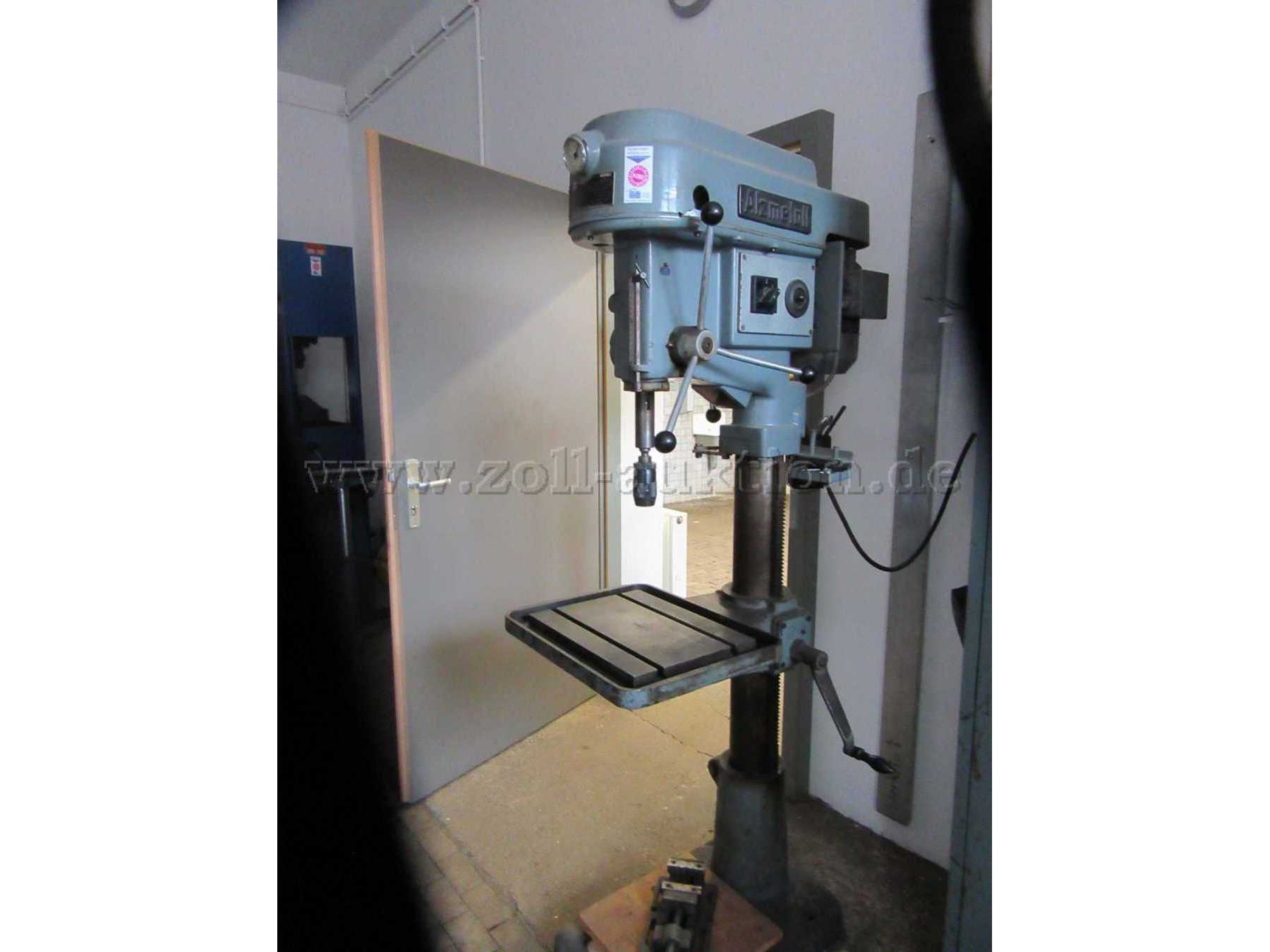 Ständerbohrmaschine