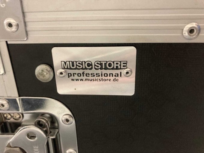 Schild Music Store