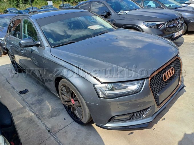 Audi A4 - vorne rechts