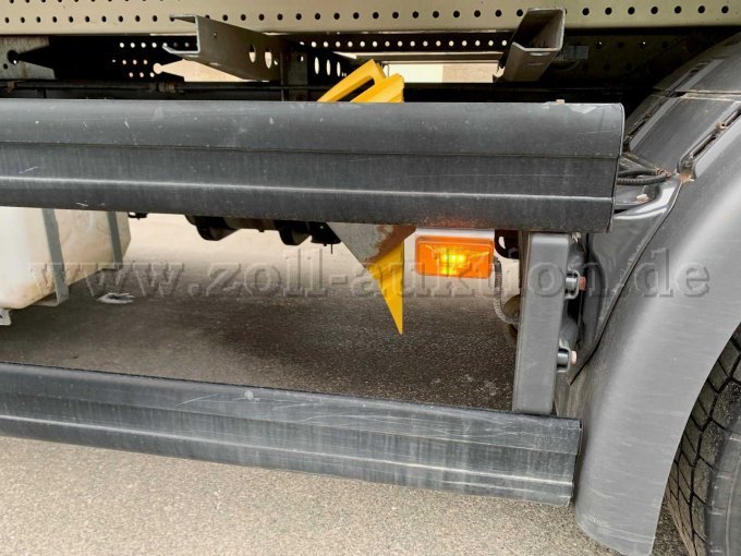 Kratzer Unterfahrschutz links