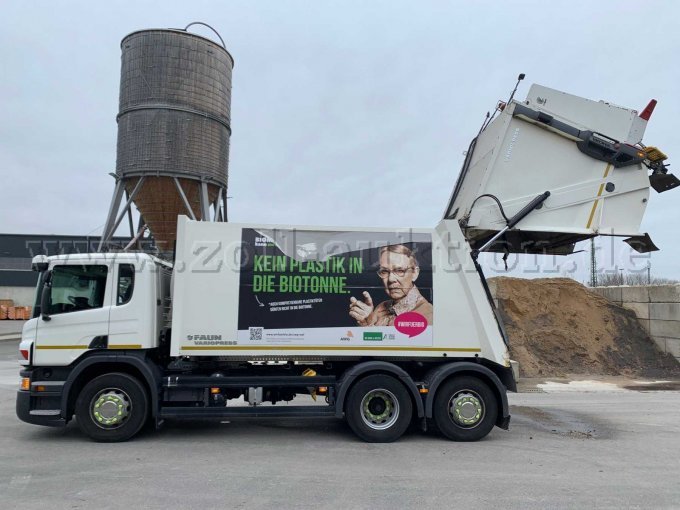 Seitenansicht Heckteil offen