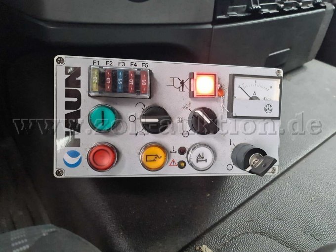 Ansicht Bedienpult Faun