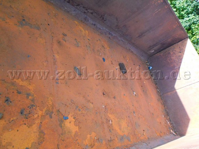 Bodenblech starker Rostansatz