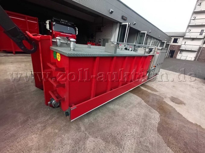 Container von vorne rechts