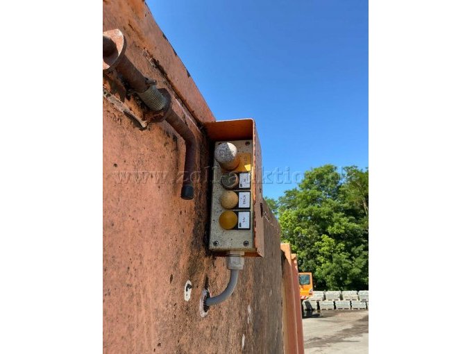1 Absetzmulde Selbstpressmulde 8cbm Hersteller: Ludden & Mennekes – foto 11 – kavel bij Zoll-Auktion, Ludwigsburg