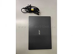 Laptop mit Netzkabel