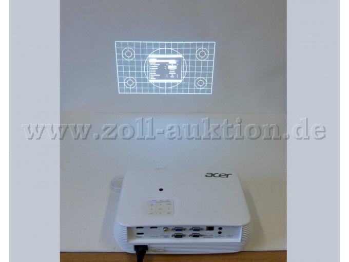 Einfache Funktionsprüfung (anschalten, Menü aufrufen) erfolgreich durchgeführt.