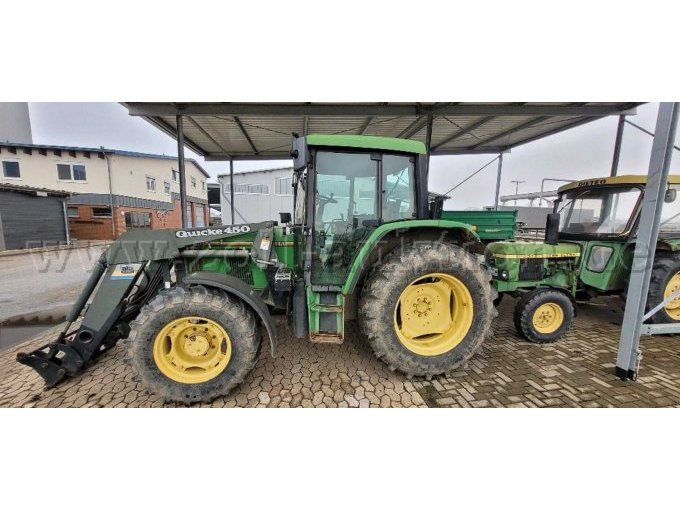 Seitenansicht (großer Traktor)