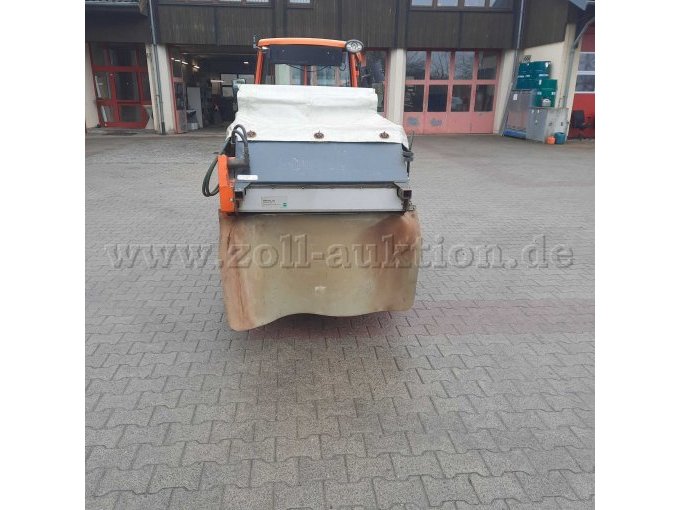 Kastenstreuer von hinten