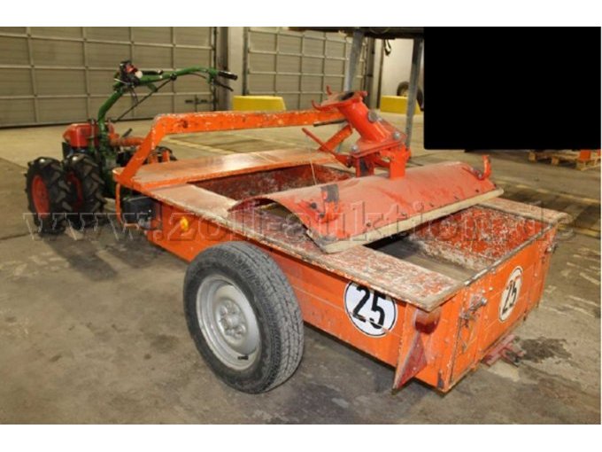 Anhänger + Räumschild