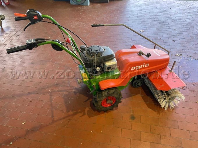 Agria 7100 rechts