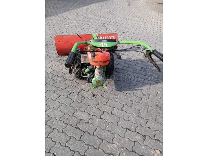 Fahrzeug von hinten