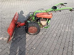 Fahrzeug von rechts