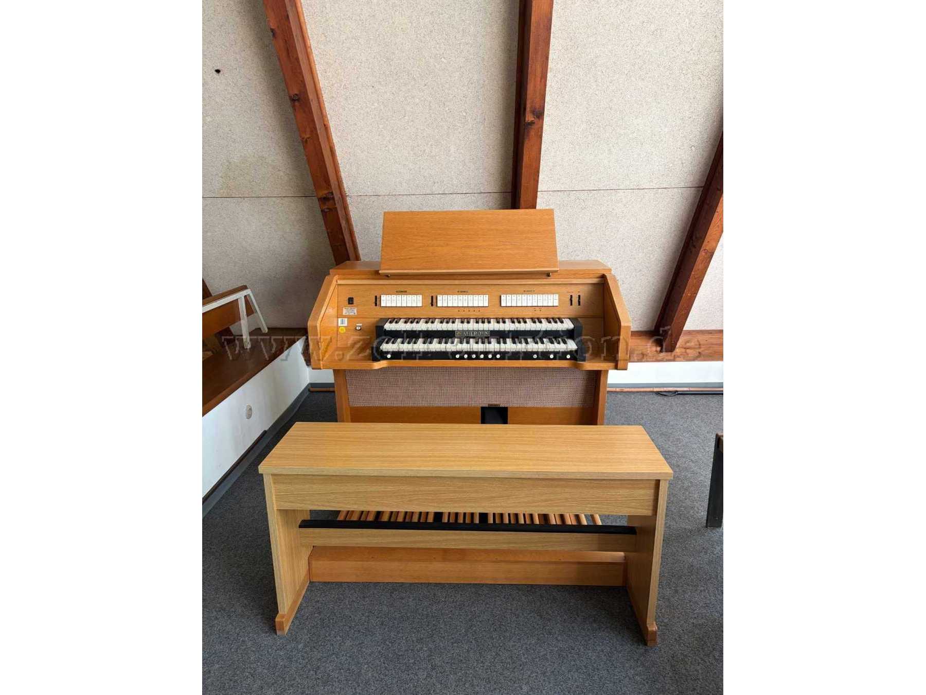 Gesamtansicht Orgel