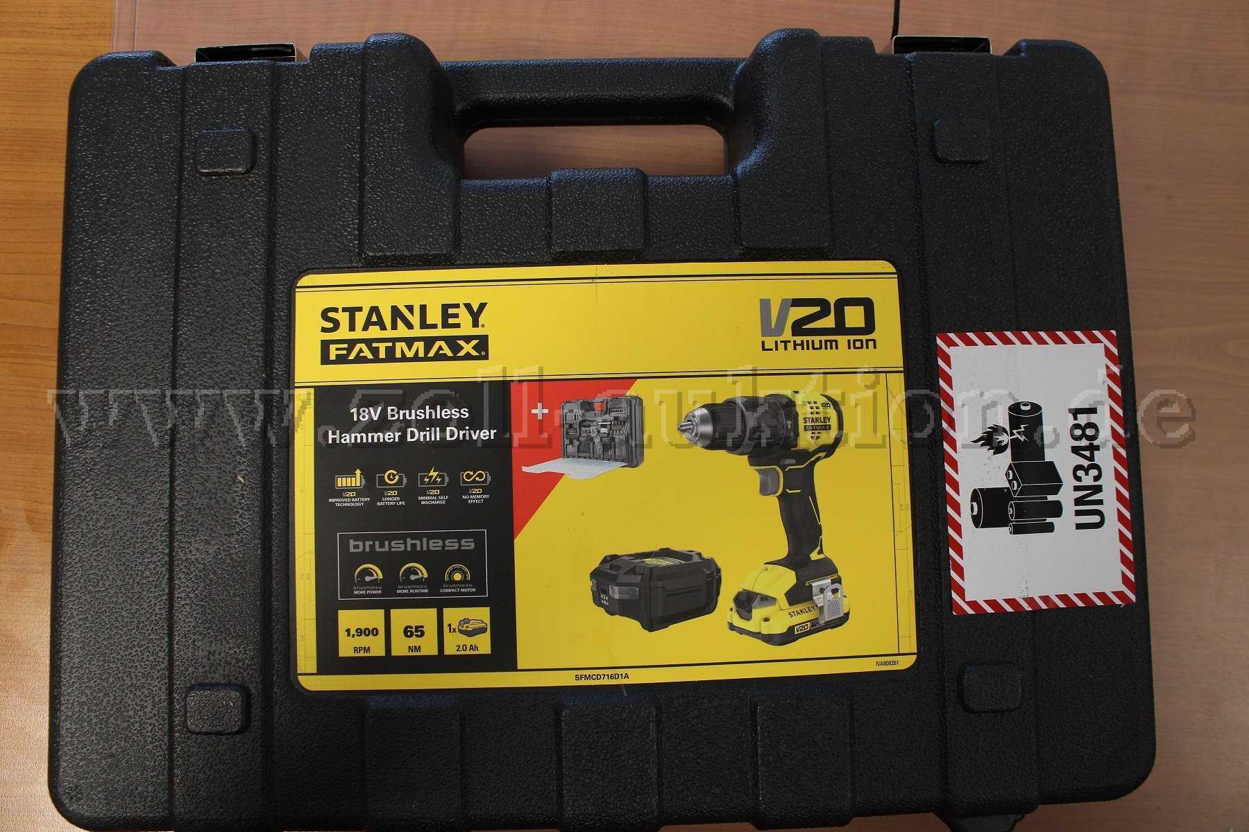 1 Stanley cordless hammer drill (SFMCD716D1A) with 100-piece accessory set and case