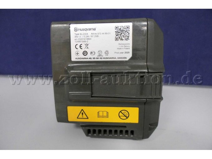 Detailaufnahme Akku mit Typenschild