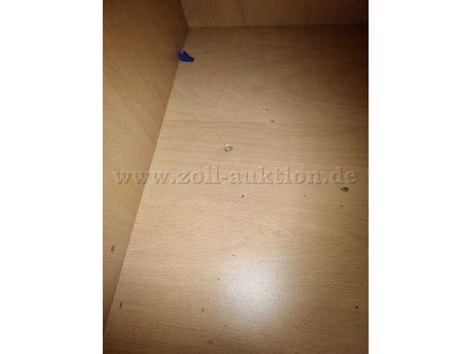 Schraublöcher Innen