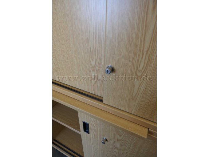 Schrank