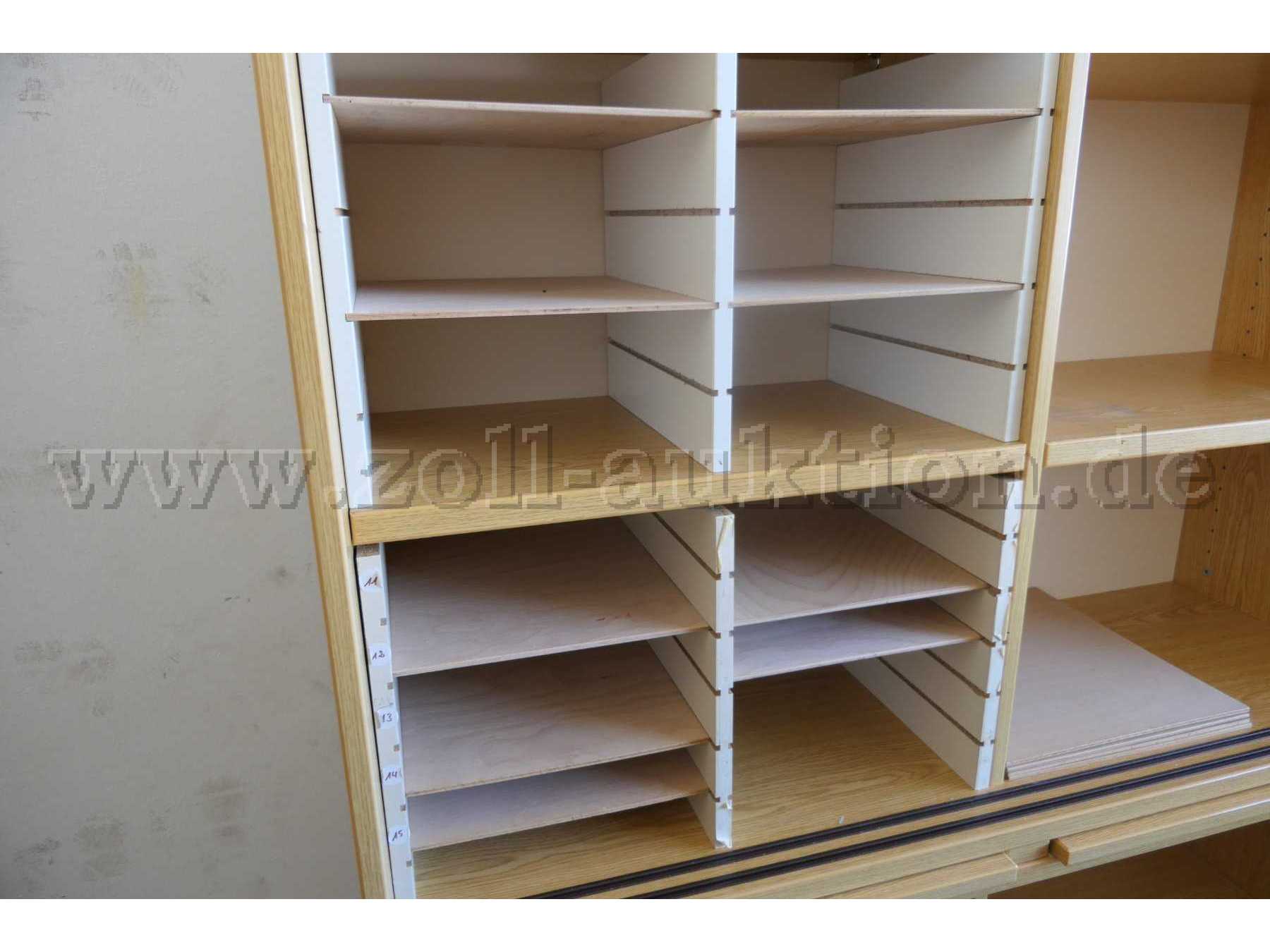 Schrank
