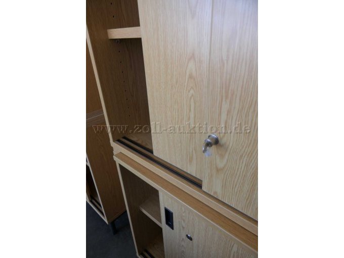 Schrank