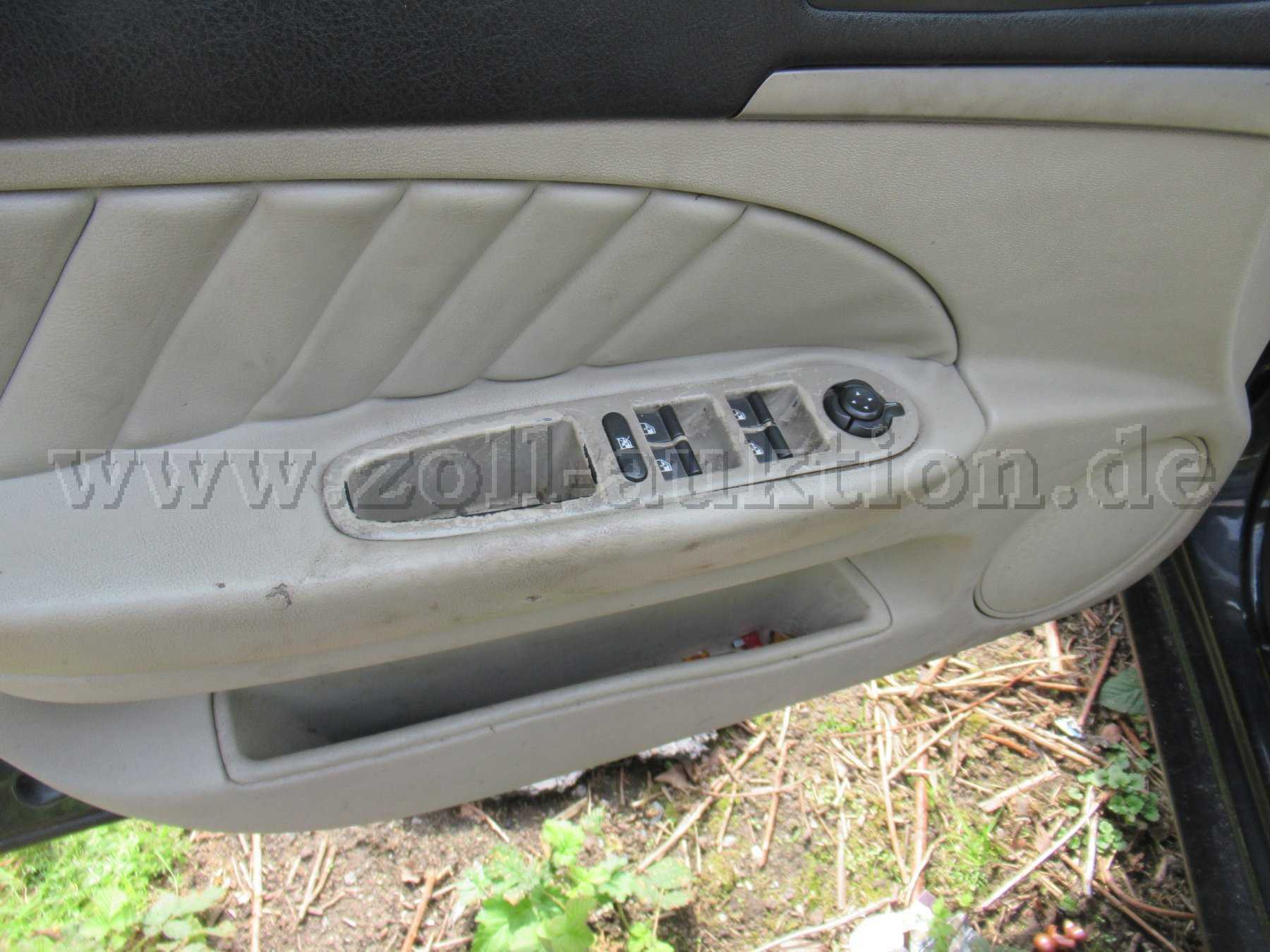Innenverkleidung Fahrerseite