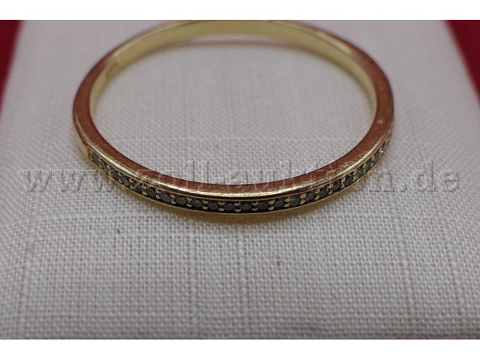 Detailansicht Kanalfassung mit Diamanten
