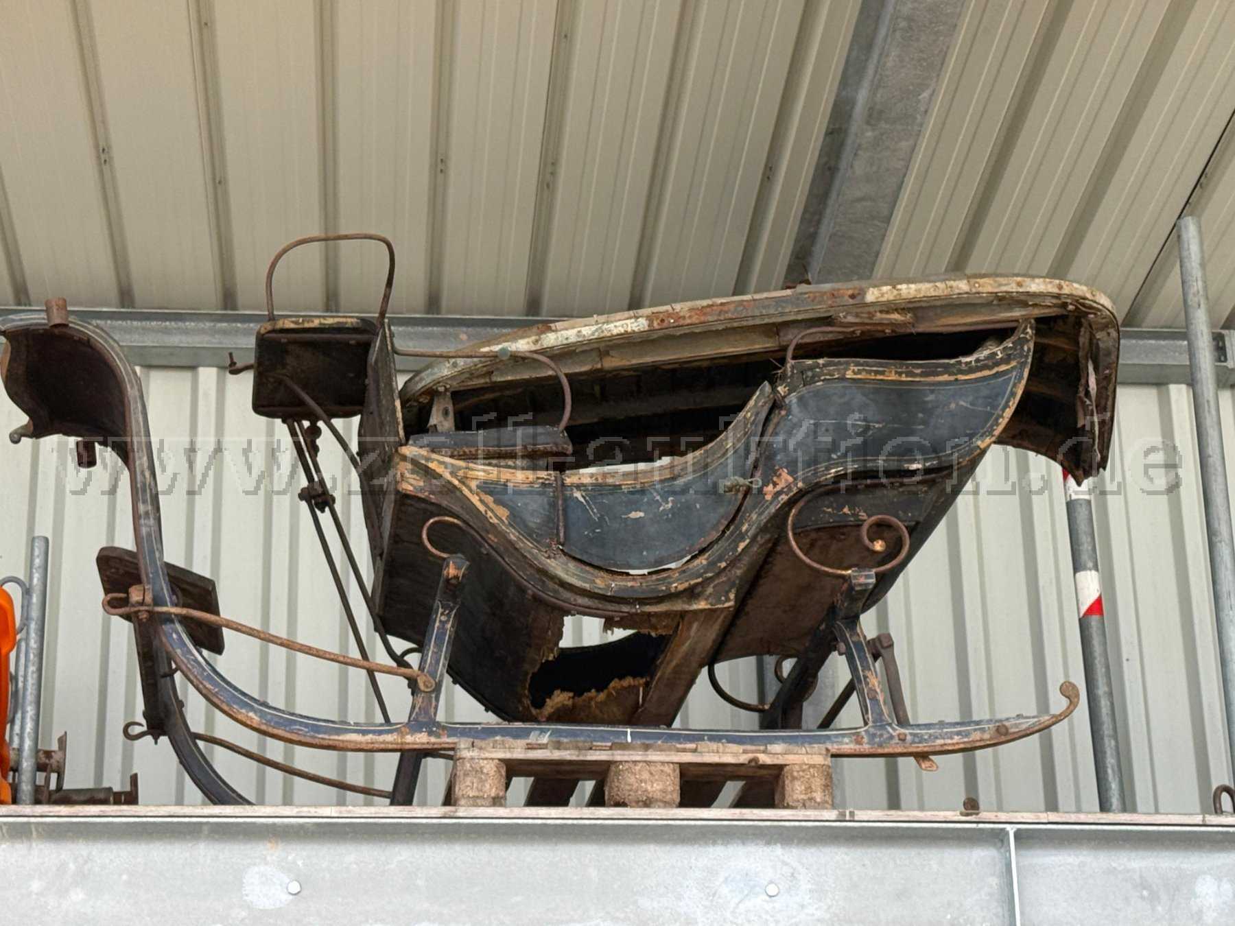 Gesamtansicht linke Seite