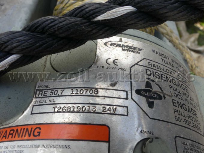 Ansicht Anhänger Seilwinde Typenschild