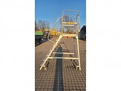 Plattformleiter von der Seite