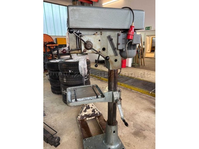 1 Alzmetall Standbohrmaschine Typ AX3SV – foto 3 – kavel bij Zoll-Auktion, Stephanskirchen