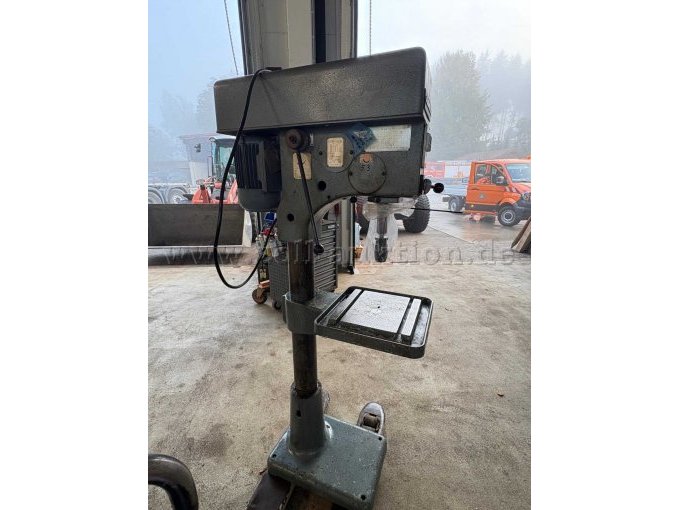 1 Alzmetall Standbohrmaschine Typ AX3SV – foto 4 – kavel bij Zoll-Auktion, Stephanskirchen