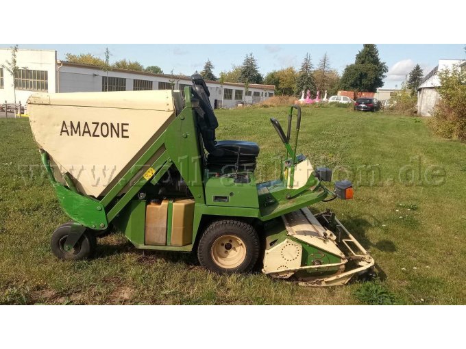Amazone rechte Seite