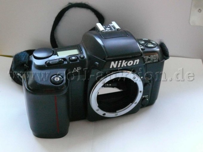 Analoge Nikon-F-601(AF) 35-mm-Spiegelreflexkamera-Korpus-