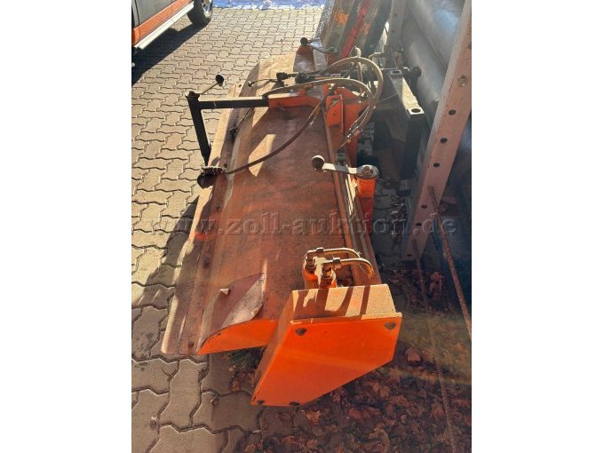 Frontbesen von links