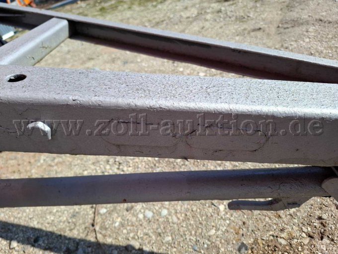 Typenschild überlackiert