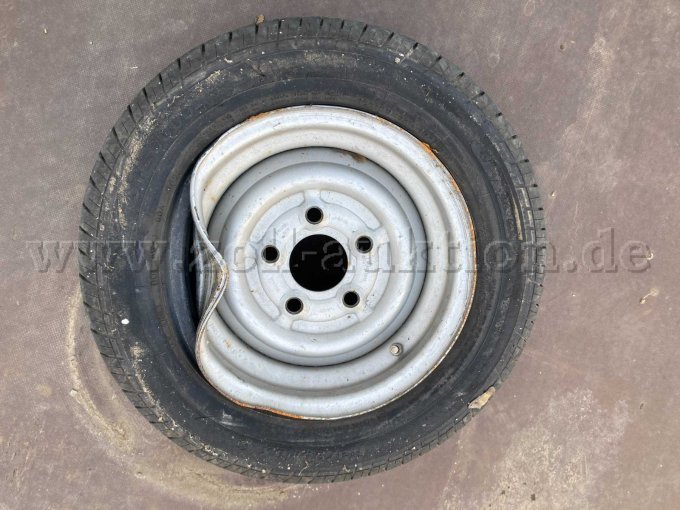 Rad/Felge beschädigt