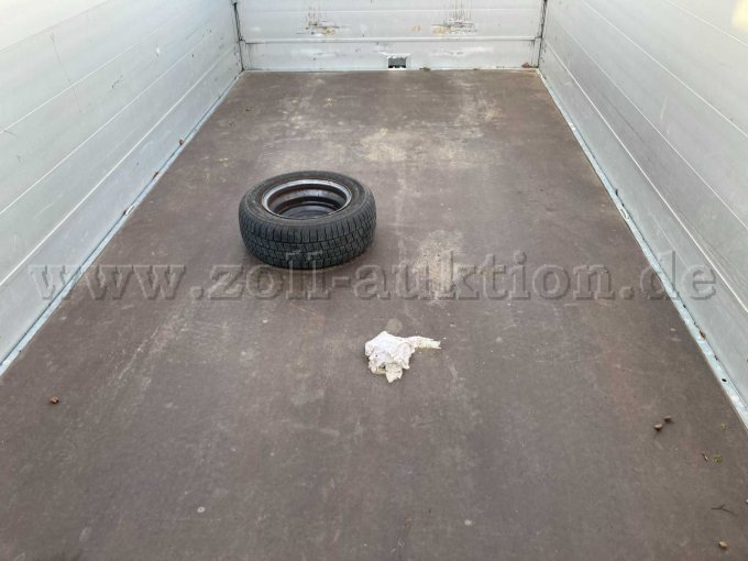 Ladefläche / Reserverad lose