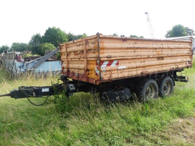 Front-/Seitenansicht Rostbefall und Dellen
