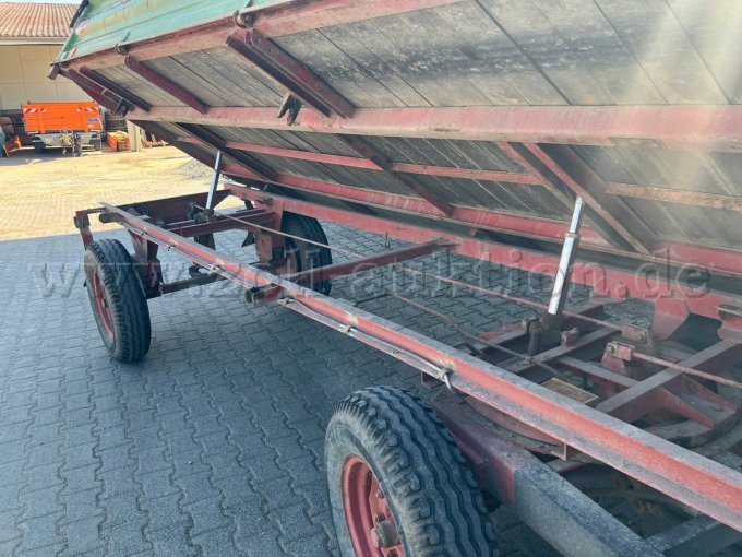 (Traktor-)Anhänger